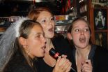Karaoke Volendam - Singstar in a bar